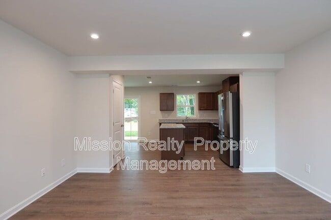 Building Photo - 1164 Canterbury Rdg Rd