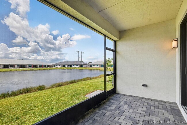 Building Photo - 13570 Starkissed Ln