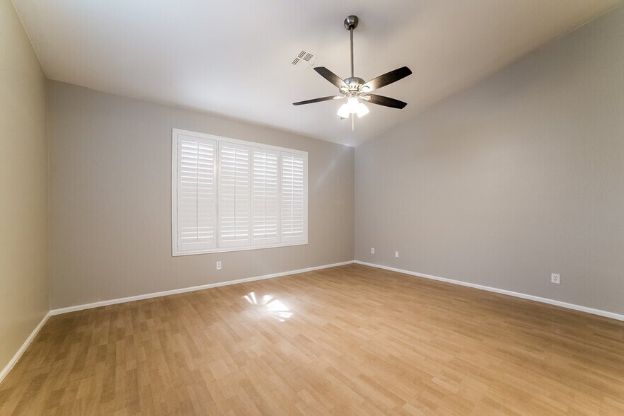 Building Photo - 7064 E Lobo Ave