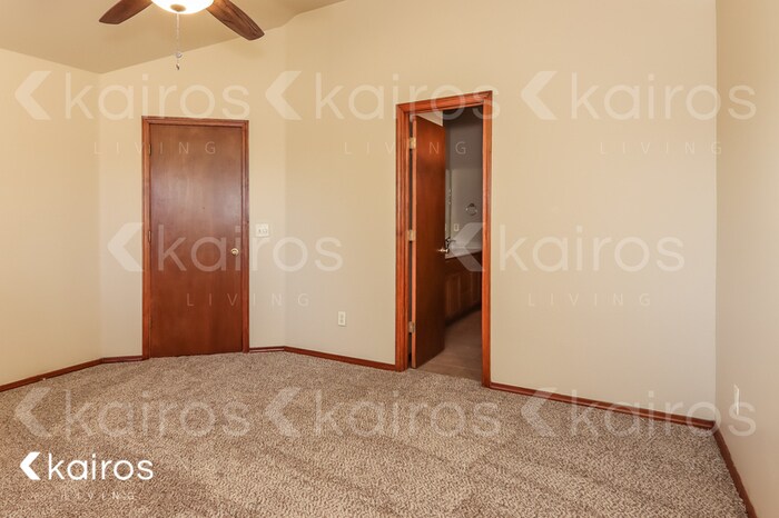 Building Photo - 1232 Capitol Dr