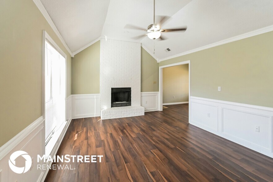 Building Photo - 5833 S Newberry Ln