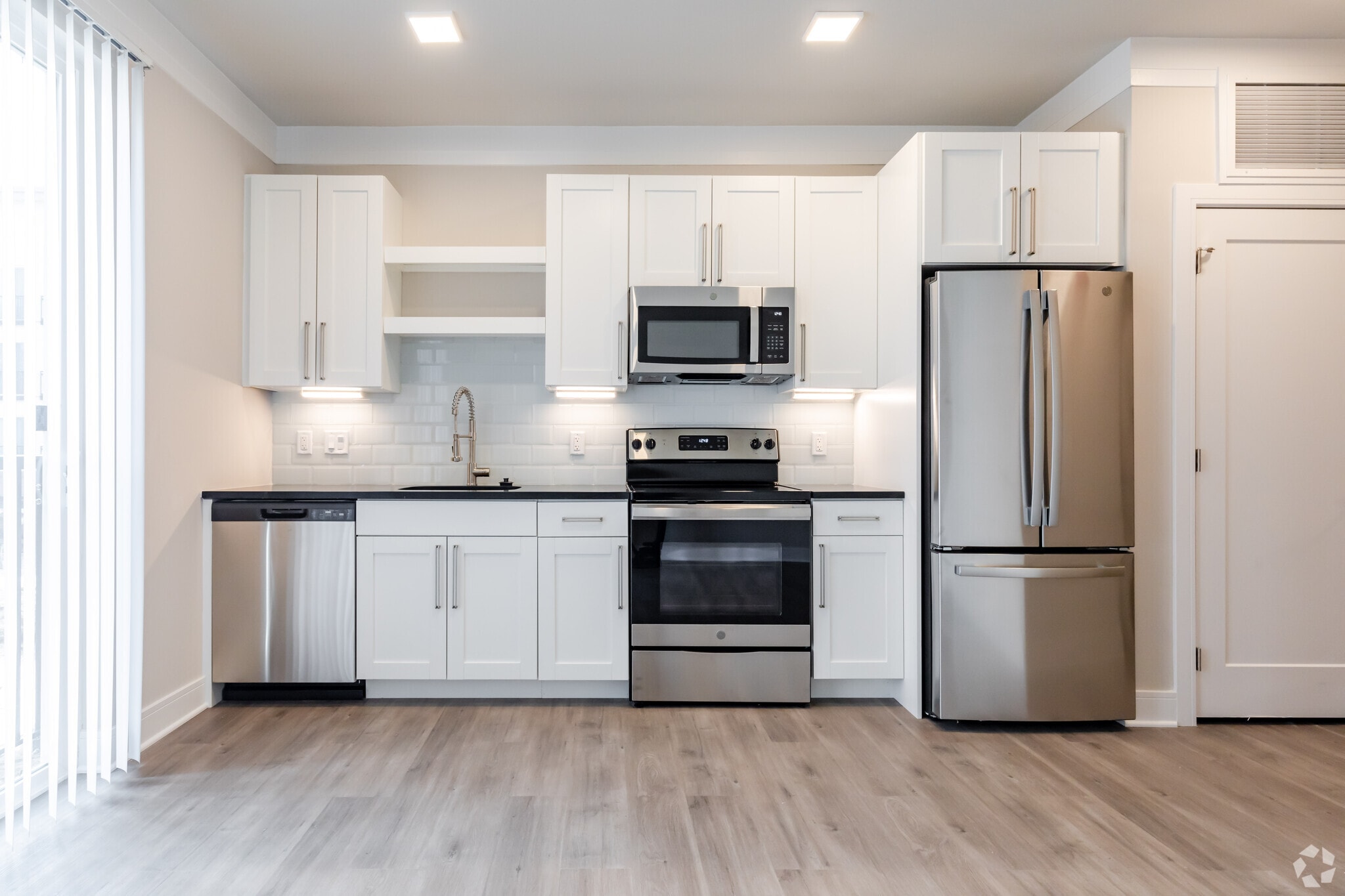Studio - Kitchen/Dining - The Emery