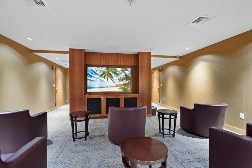 Building Photo - 3141 Michelson Dr