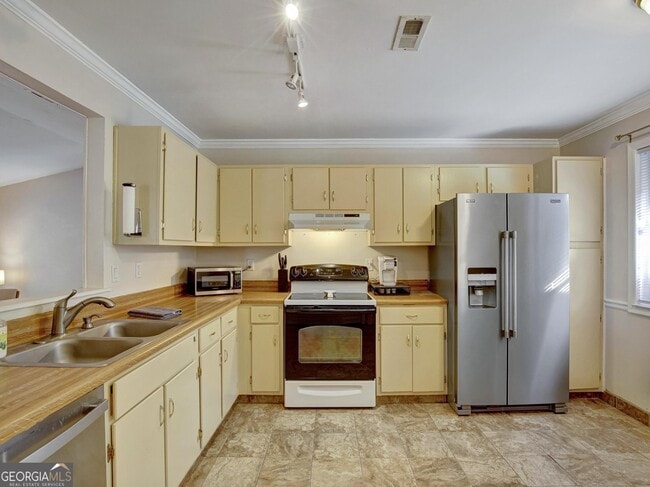 Building Photo - 100 Quail Run