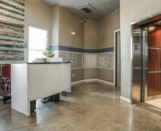 Building Photo - 2950 McKinney Ave