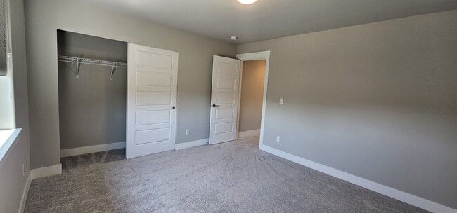 Building Photo - 11330 SE 192nd St