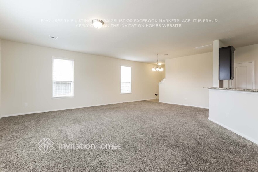 Building Photo - 30823 Gardenia Trace Dr