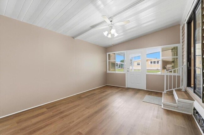 Building Photo - 1798 Fox Hill Dr