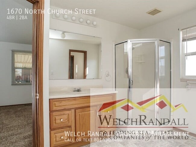 Building Photo - 1670 Church St