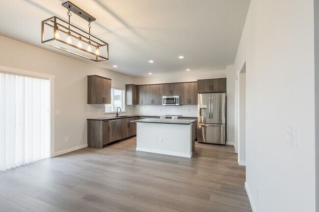 Building Photo - Brand New 4 Bed 2.5 Bath House in Star