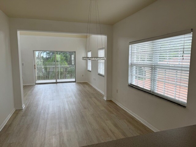 Building Photo - 4455 Botanical Pl Cir