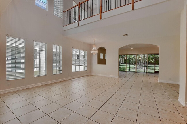 Building Photo - 8290 NW 105th Ln