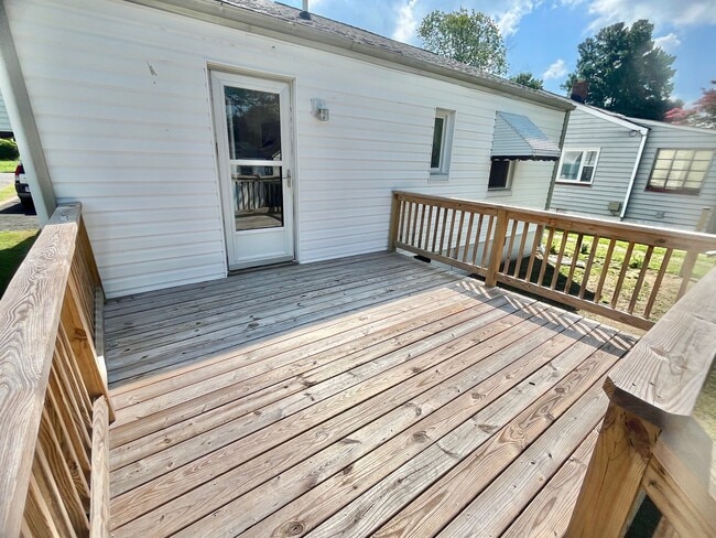 Building Photo - 5110 Kemp St