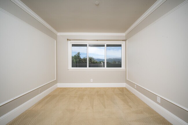 Palmetto at Tiburon View 2 Bed, 1.5 Bath Bedroom - Palmetto at Tiburon View