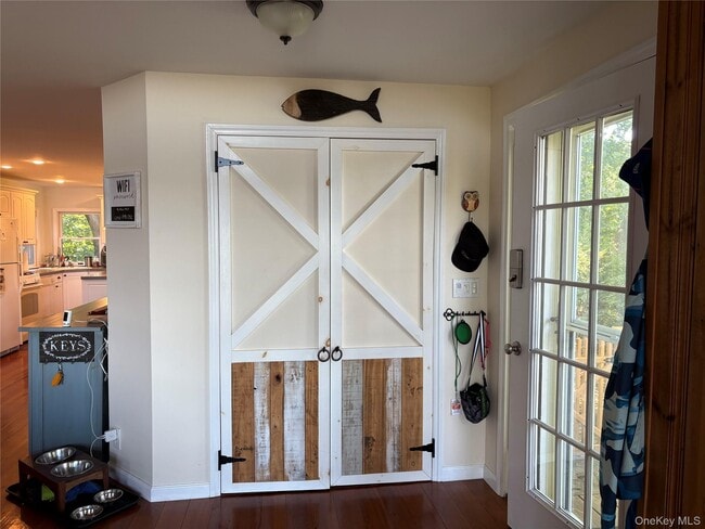 Building Photo - 107 Waterview Dr