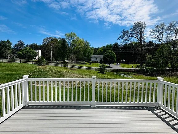 Building Photo - 303 Bait Rd