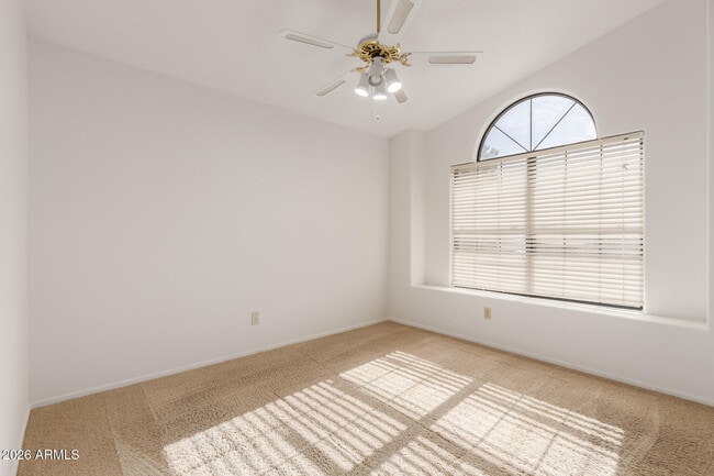 Building Photo - 4334 W Behrend Dr