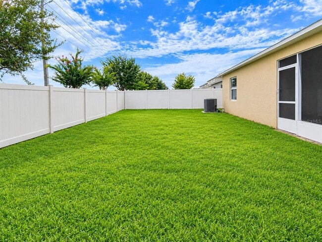 Building Photo - 410 Taft Dr