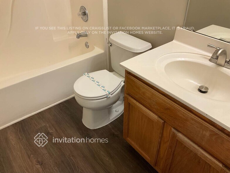 Building Photo - 10810 Azure Valley Pl