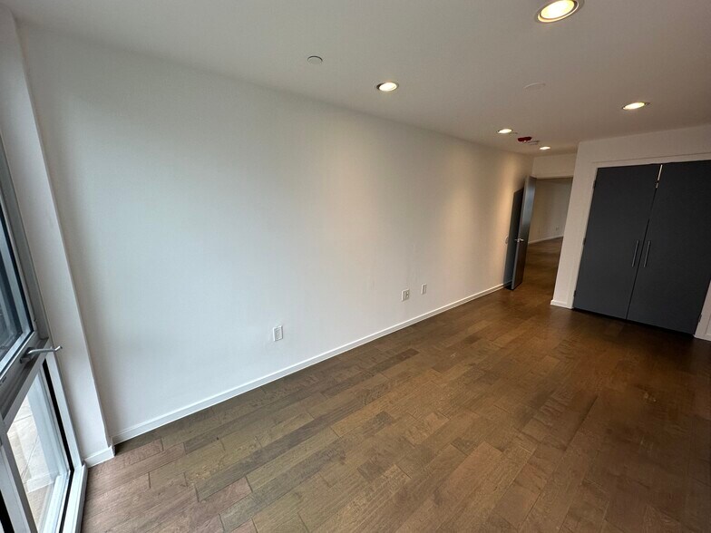 Building Photo - 1443 N Franklin St