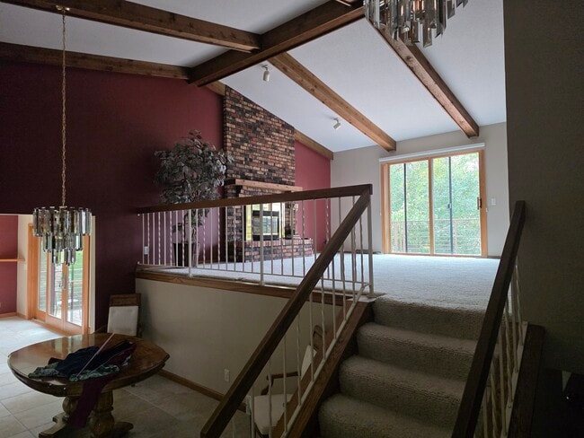 Building Photo - 4110 Juneau Ln N