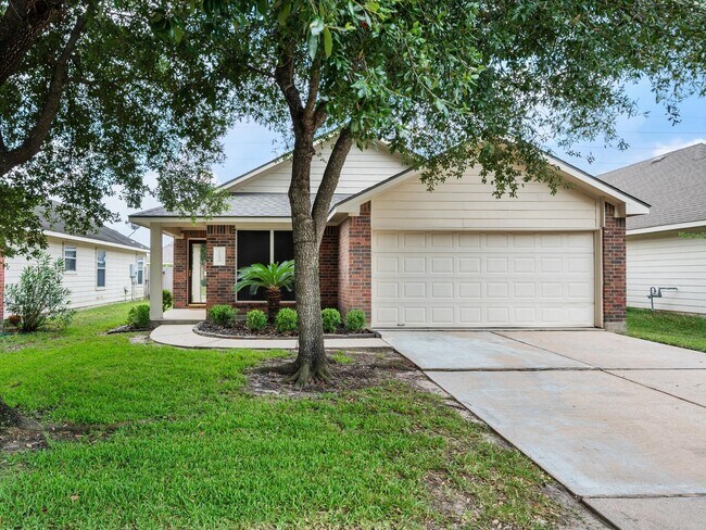 Primary Photo - 21639 Falvel Lake Dr