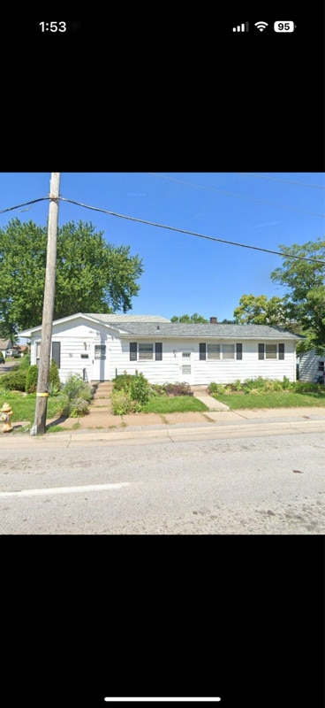 Primary Photo - 1904 N Lincoln Ave