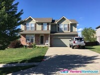 Building Photo - 4 Bedroom/2.5 Bath KC North Home!  Availab...