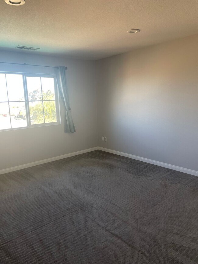 Building Photo - Pool/Spa Home