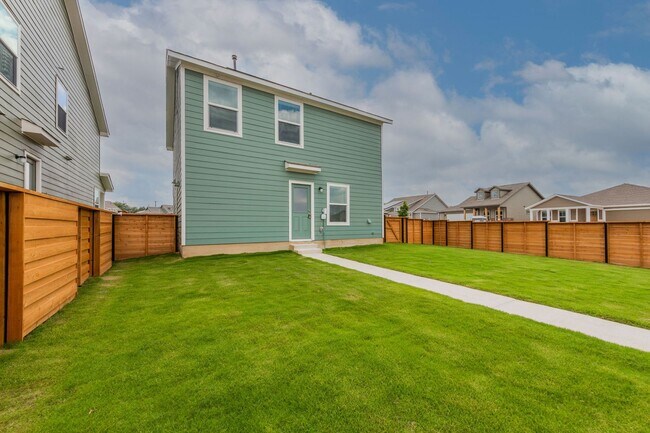 Building Photo - 252 Patagonia