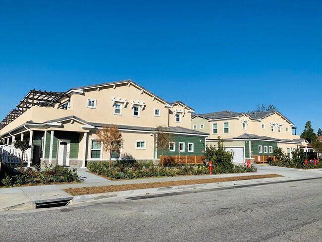 Primary Photo - 20731 Elaine Ave
