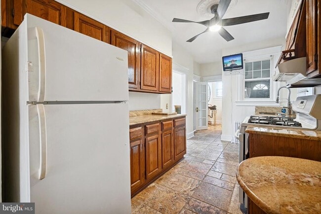 Building Photo - 4221 16th St NW