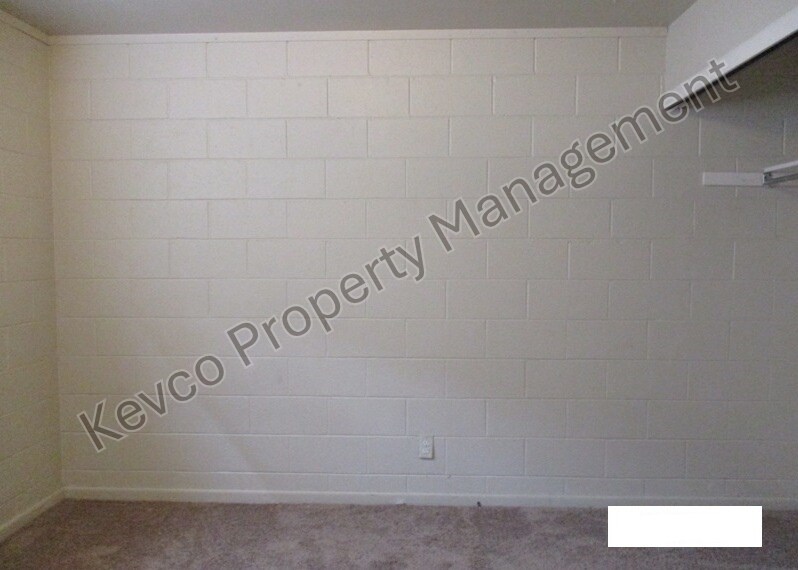 Building Photo - 2801 Stanford Rd