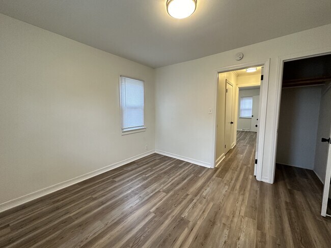 Building Photo - 3037 Horton St