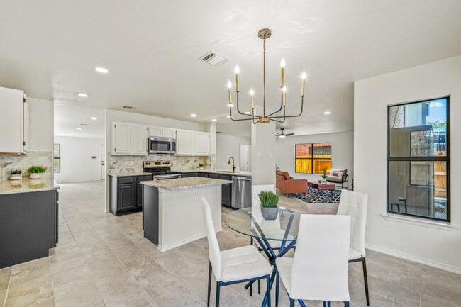 Building Photo - 3527 Eagle Canyon Dr