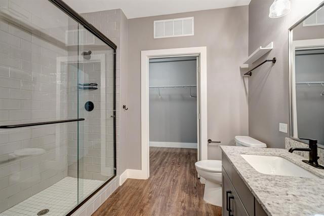 Building Photo - 3517 Windhaven Pkwy