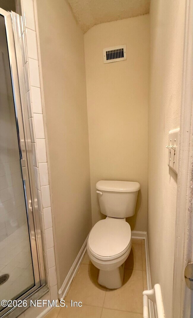 Building Photo - 3150 Highland Grove Dr