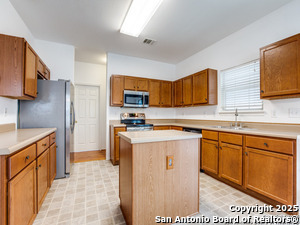 Building Photo - 630 Granite Creek Dr
