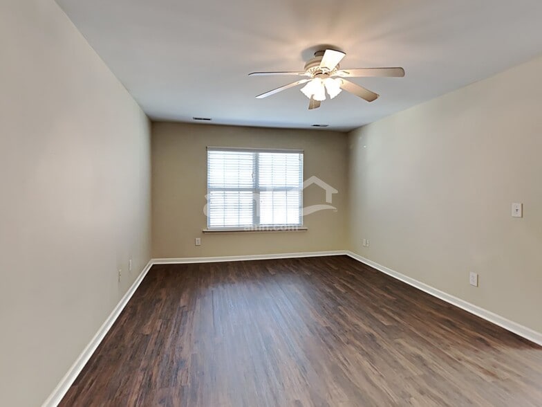 Building Photo - 5145 Chasteal Trail