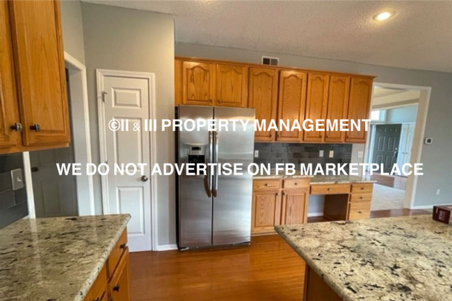 Building Photo - 15564 S Blackfeather St