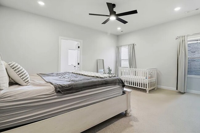 Building Photo - 1271 Bootleg Rd