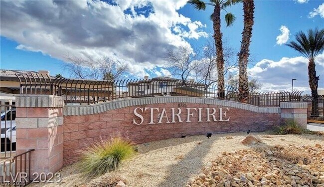 Building Photo - 8725 W Flamingo Rd