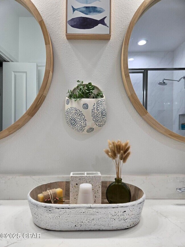 Building Photo - 8661 Shell Sink Dr