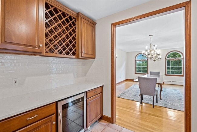 Building Photo - 282 High St