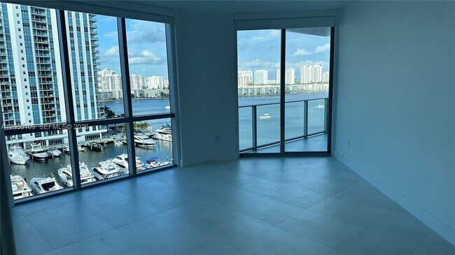 Building Photo - 17111 Biscayne Blvd