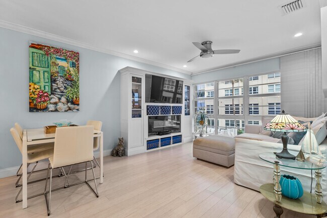 Building Photo - 3851 N Ocean Blvd