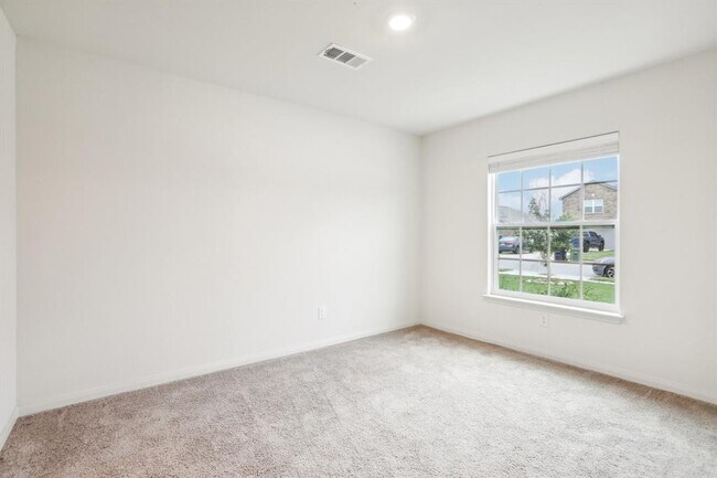 Building Photo - 1040 Riverdale Cove