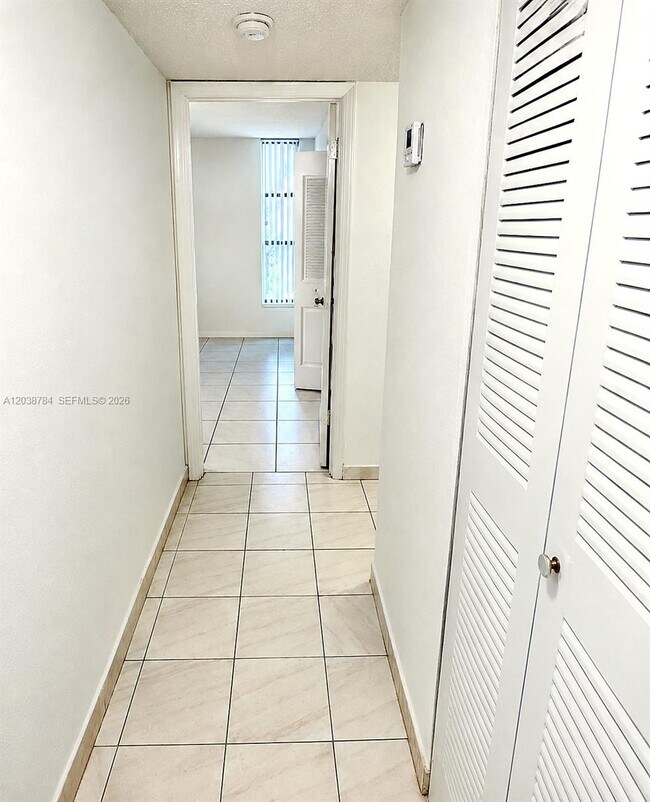 Building Photo - 9440 W Flagler St