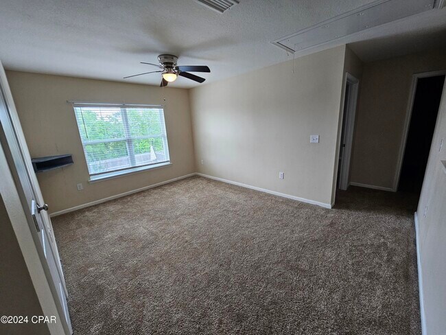 Building Photo - 4707 Windsor Park Ln