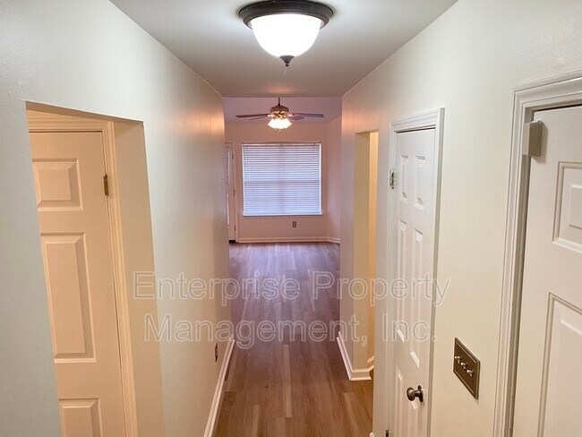 Building Photo - 7125 Showboat Ln